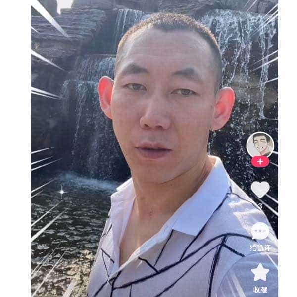 33岁岁内蒙古单身帅哥 - 鹤岗吉缘网