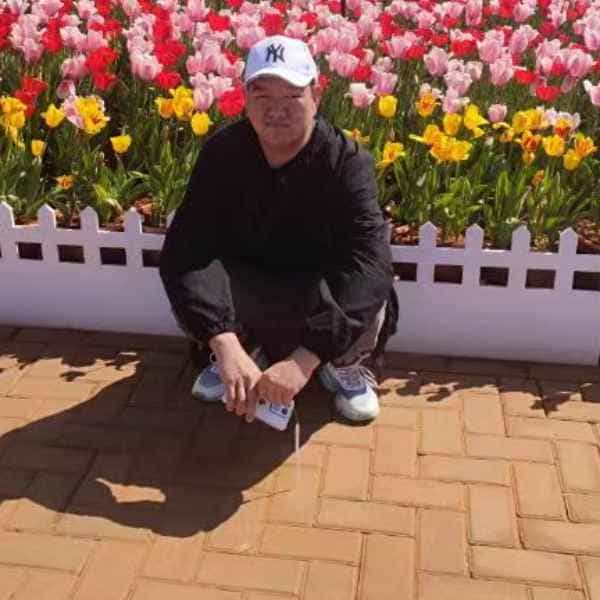 30岁岁云南单身帅哥 - 鹤岗吉缘网