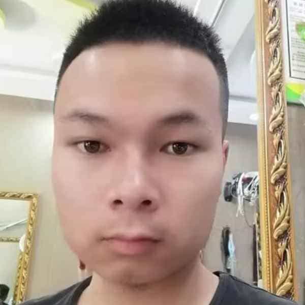 29岁岁云南单身帅哥 - 鹤岗吉缘网