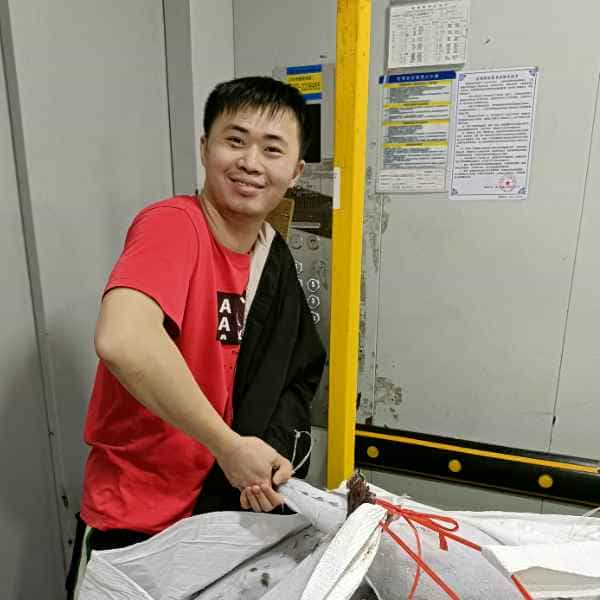 31岁岁福建单身帅哥 - 鹤岗吉缘网